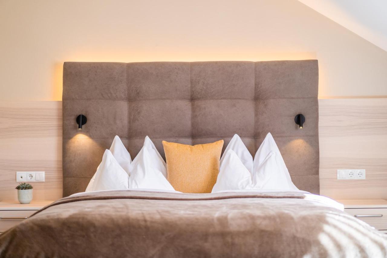 Hotel Frangart An Der Weinstrasse 아피아노 술라 스트라다 델 비노 외부 사진