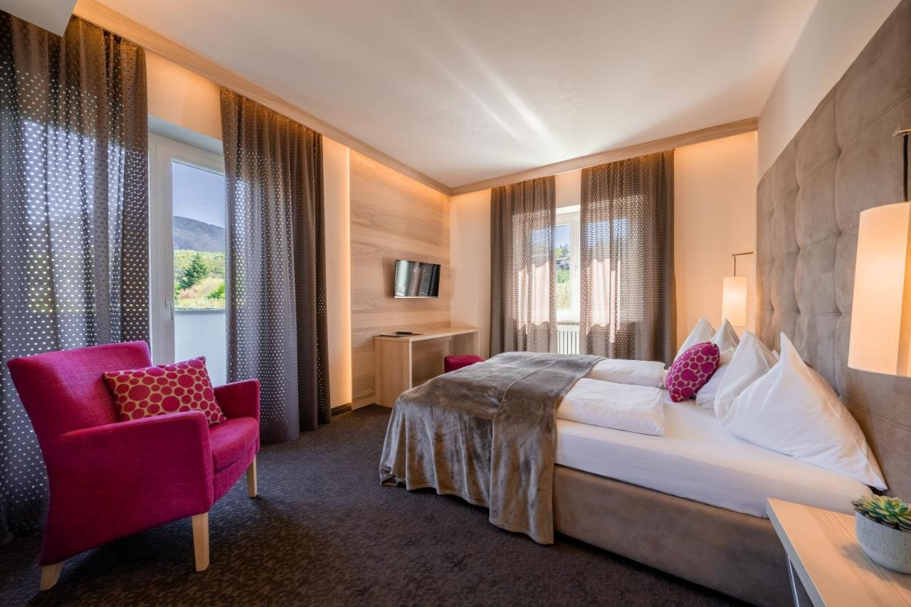 Hotel Frangart An Der Weinstrasse 아피아노 술라 스트라다 델 비노 외부 사진
