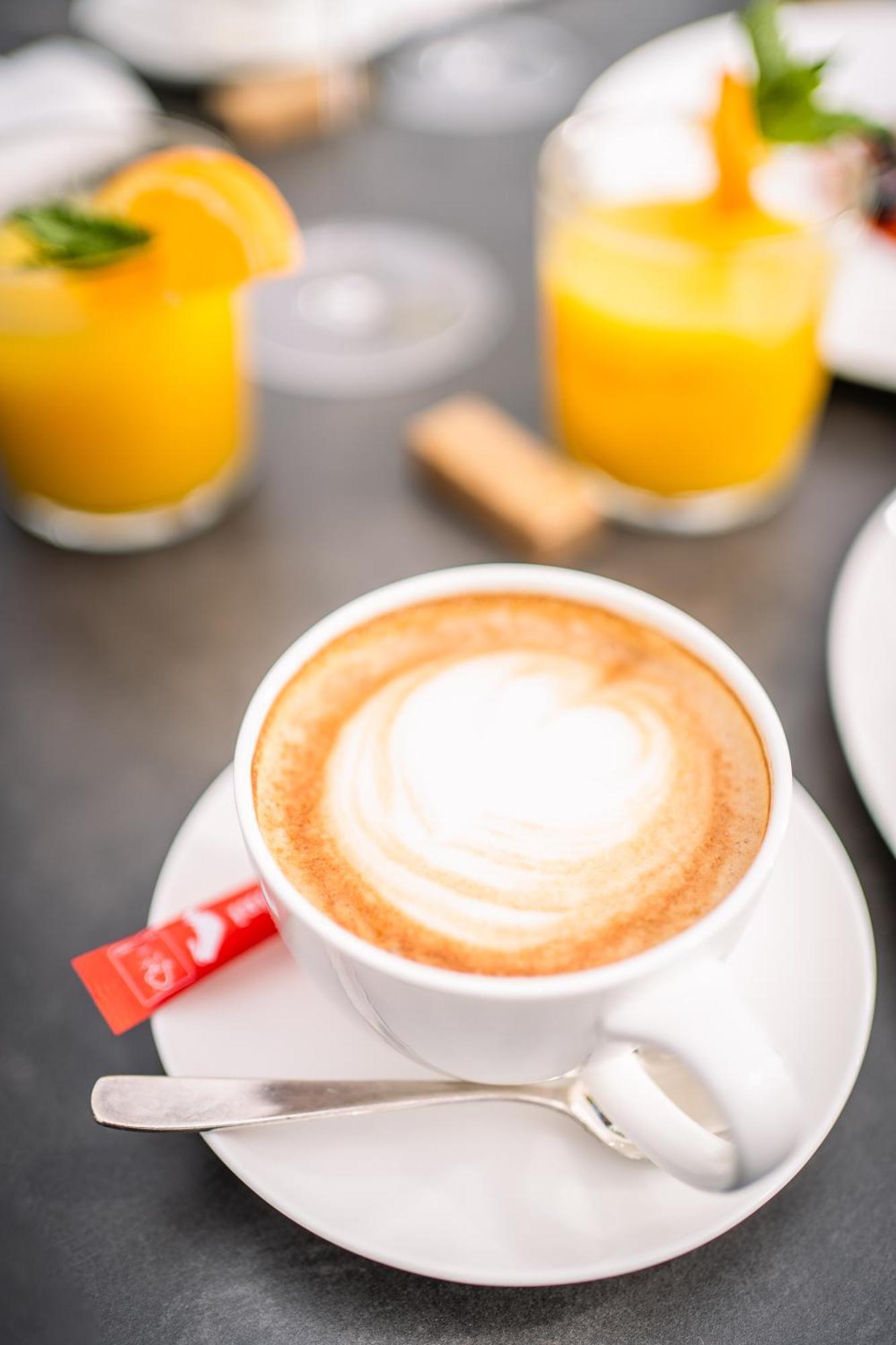 Hotel Frangart An Der Weinstrasse 아피아노 술라 스트라다 델 비노 외부 사진